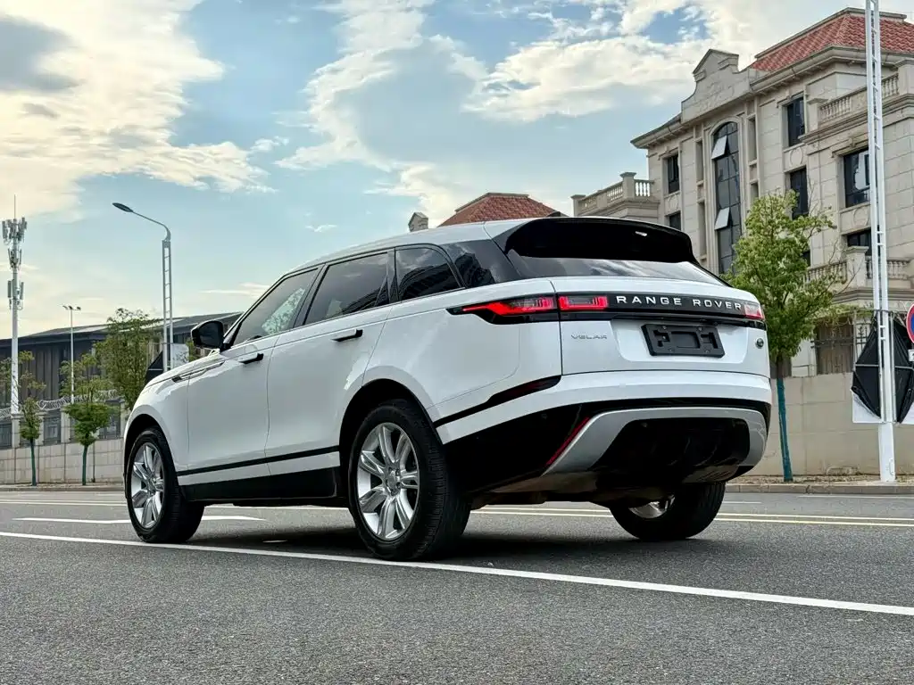 Land Rover Velar — миниатюра 9