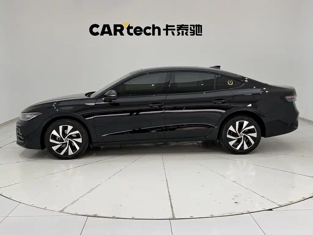 Volkswagen Passat — миниатюра 8
