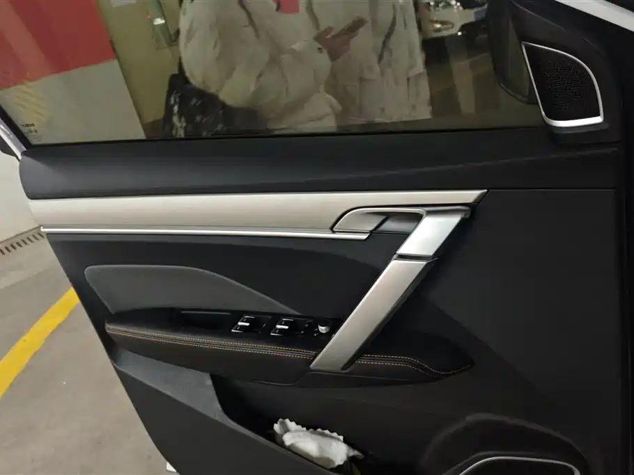 GEELY AUTOMOBILE BINYUE