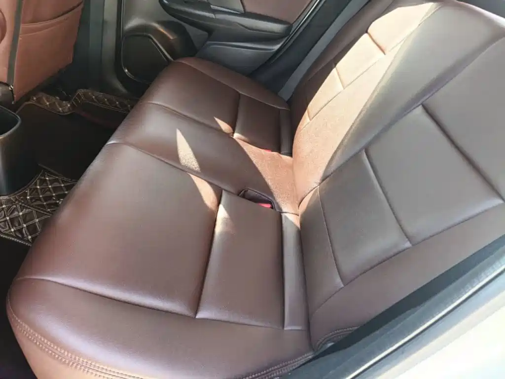Honda Fit — миниатюра 17