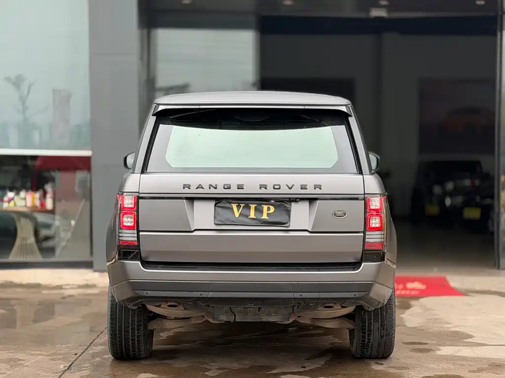 Land Rover Range Rover — миниатюра 4