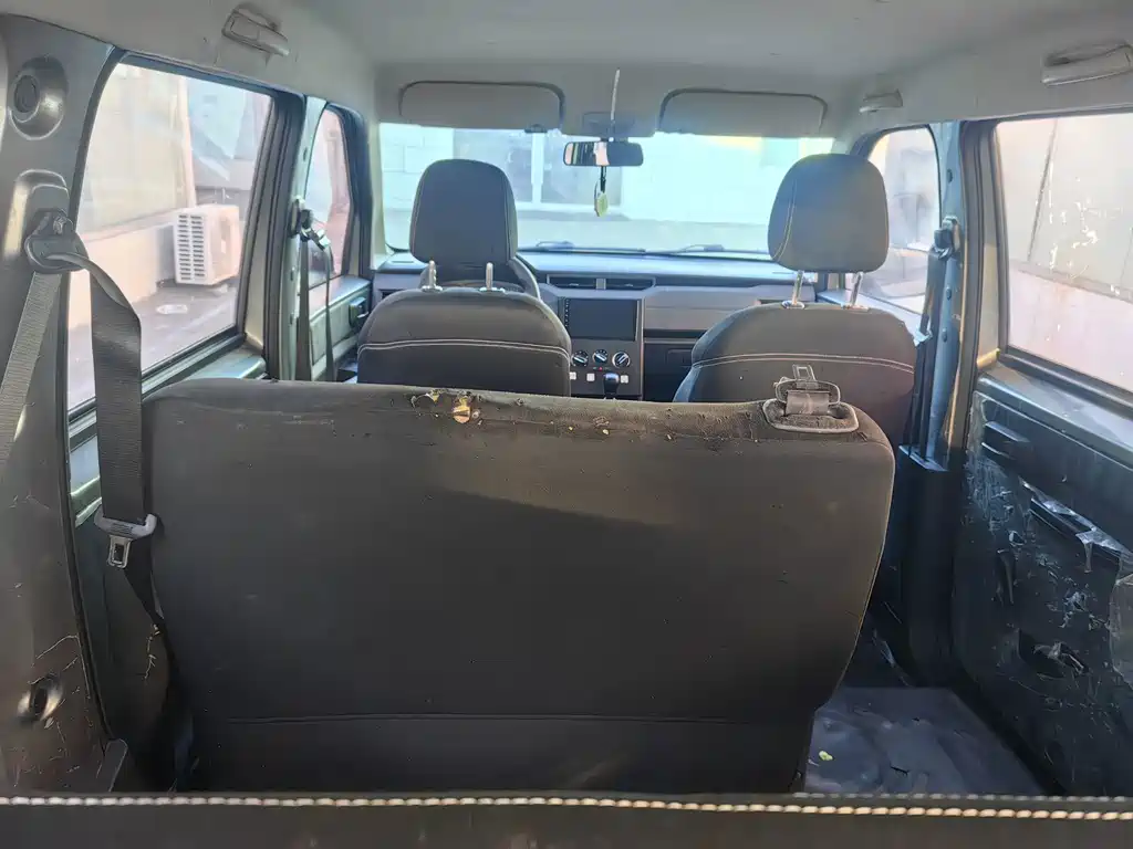 Wuling Hongguang PLUS — миниатюра 5