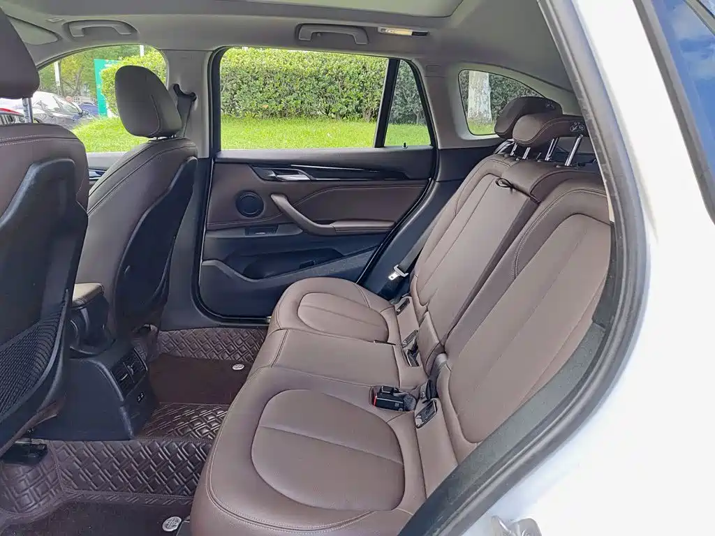 BMW X1 — миниатюра 8