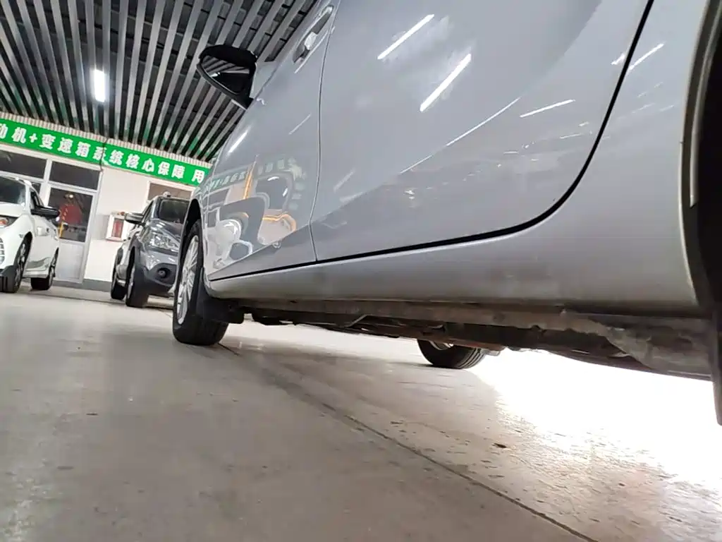 Toyota Yaris L — миниатюра 22