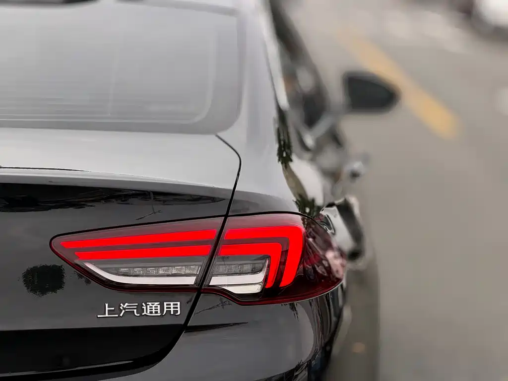 Buick Regal — миниатюра 8