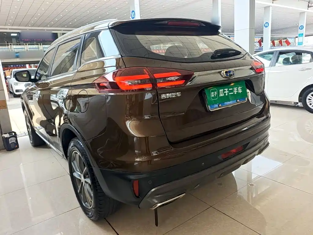 Geely Boyue — миниатюра 5