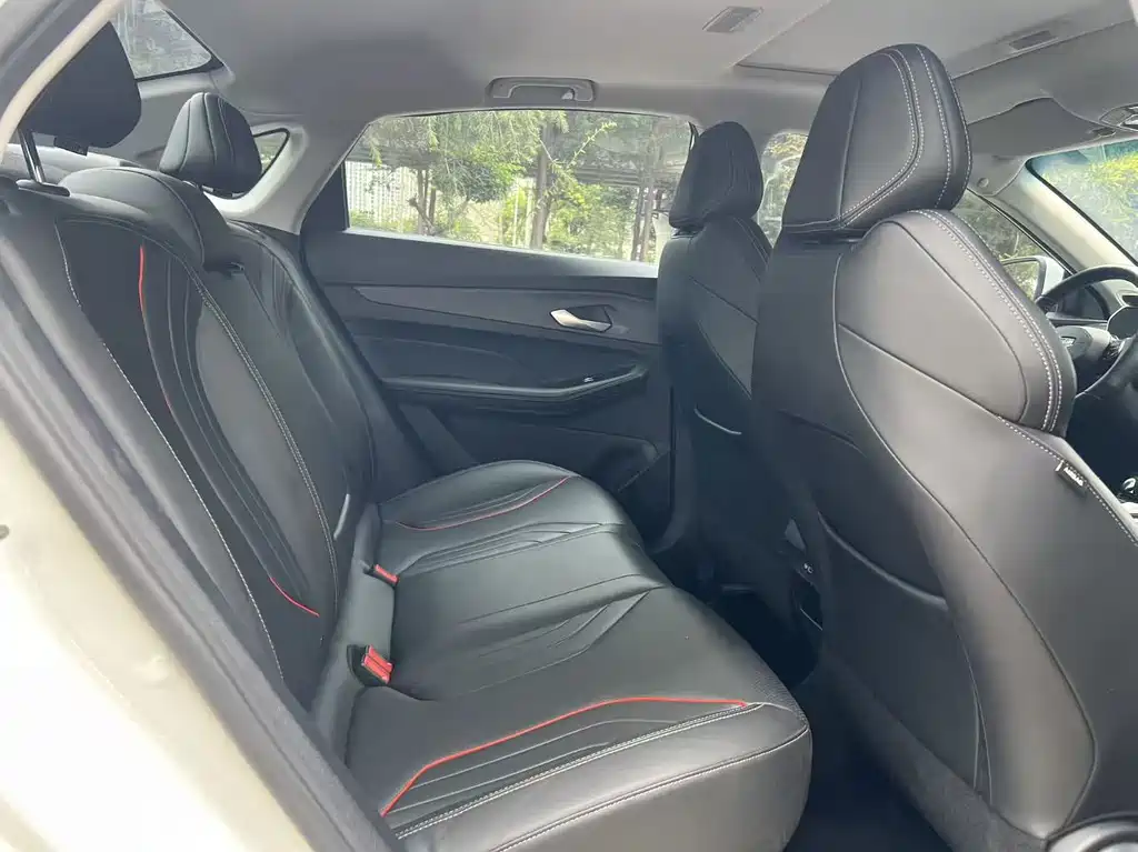 Geely Binrui — миниатюра 6