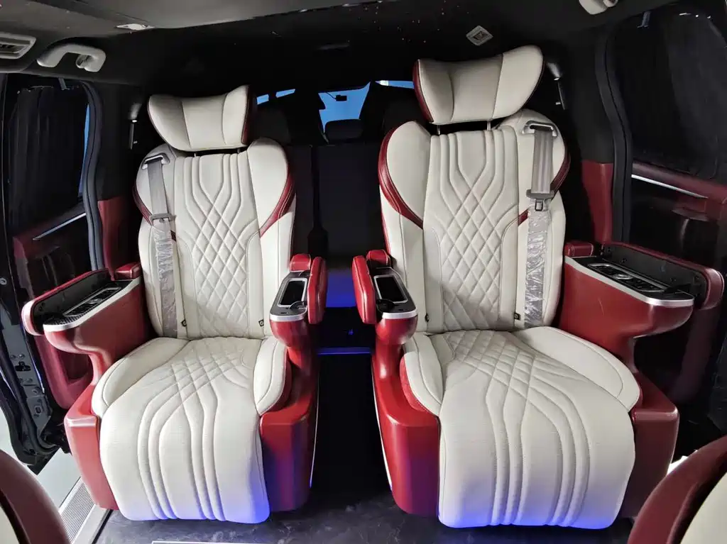 Toyota Sienna — миниатюра 10