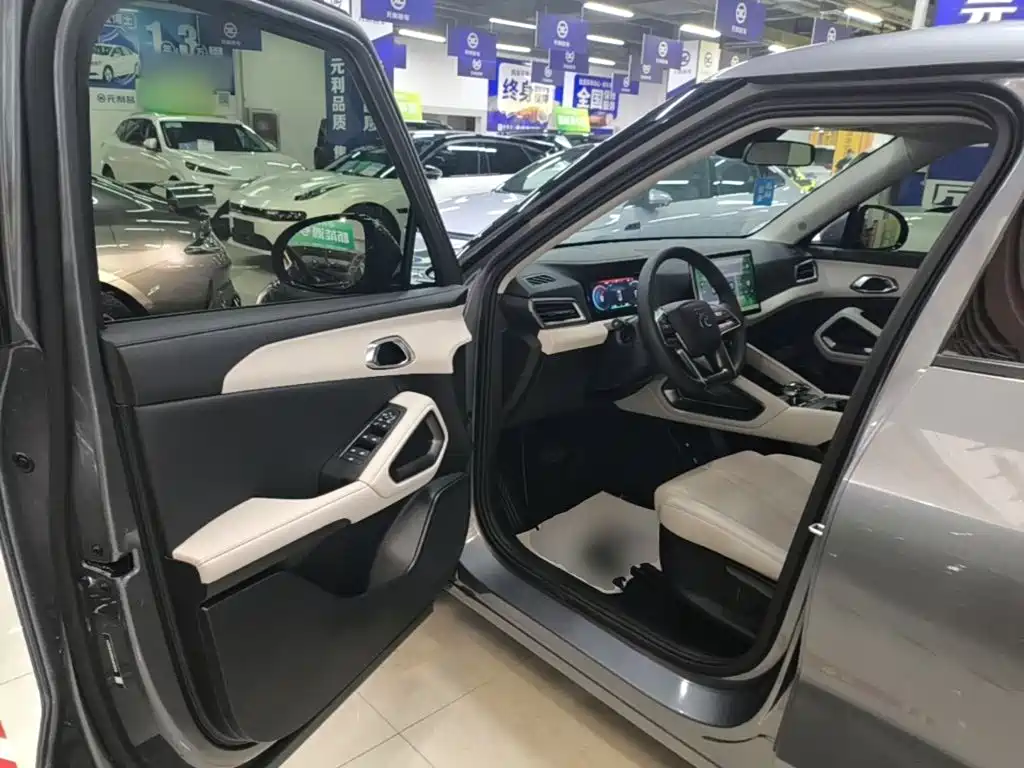 BYD Yuan UP — миниатюра 16