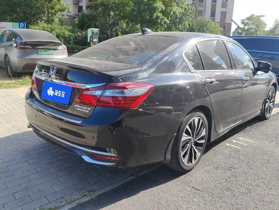 Honda Accord — миниатюра 3
