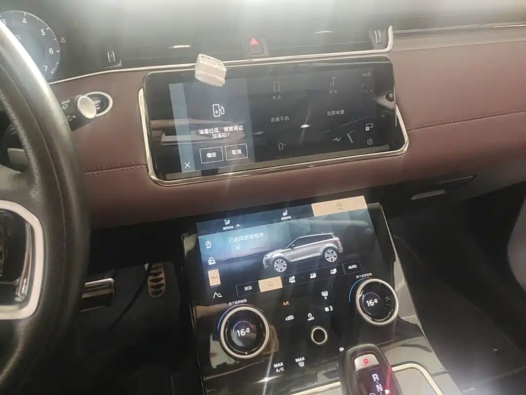 Land Rover Evoque — миниатюра 13