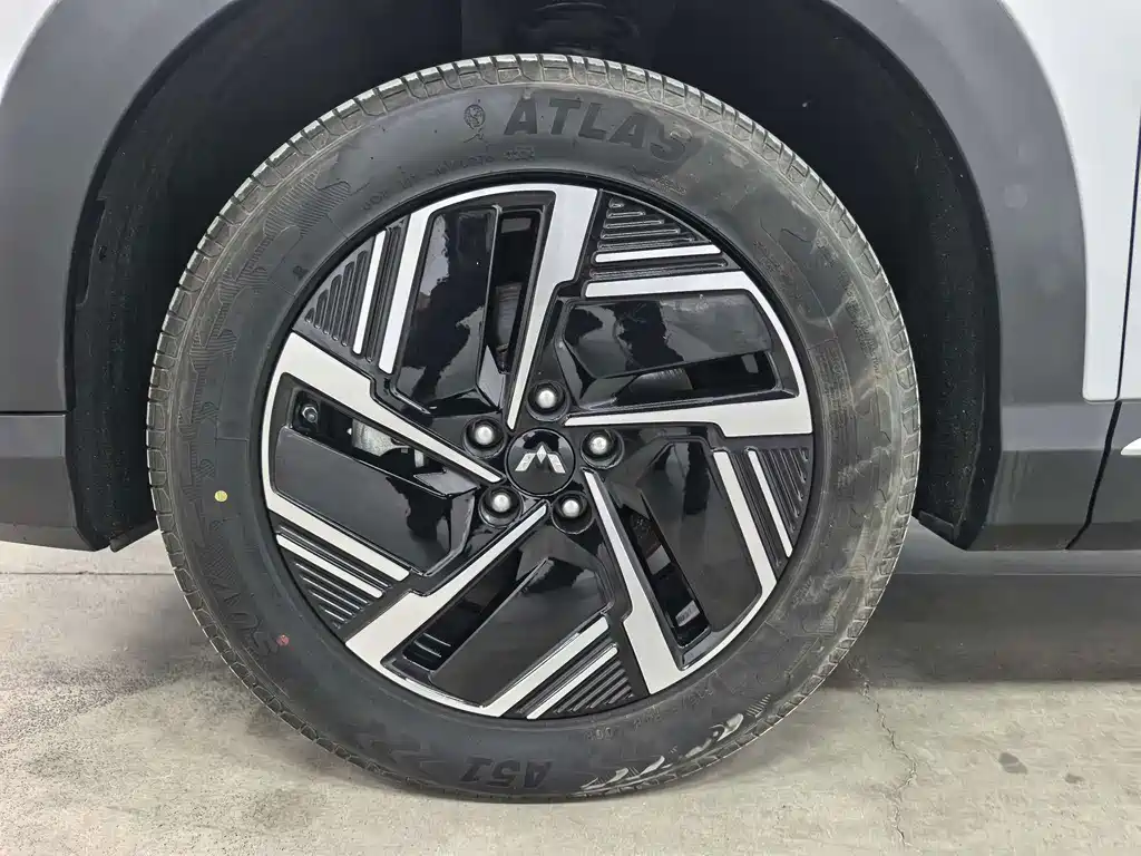 Wuling Xingguang S — миниатюра 6