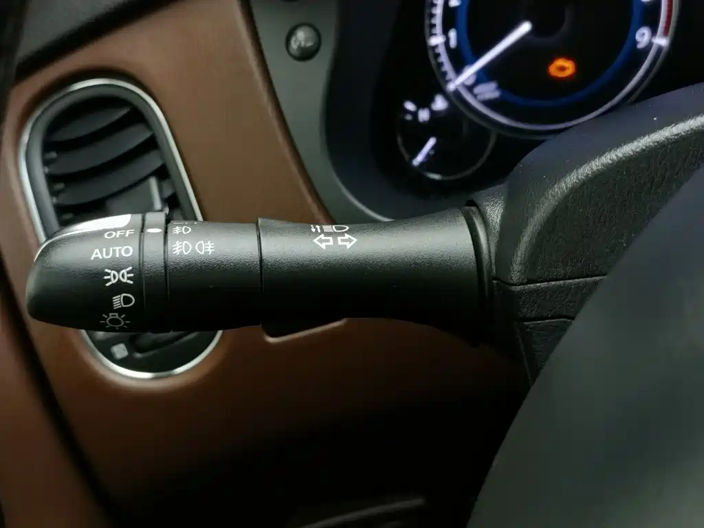 Infiniti QX50 — миниатюра 21