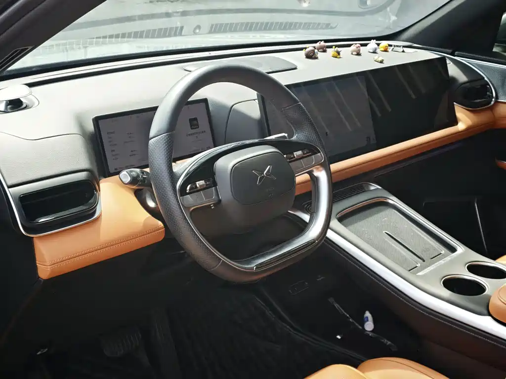 XPeng G9 — миниатюра 8