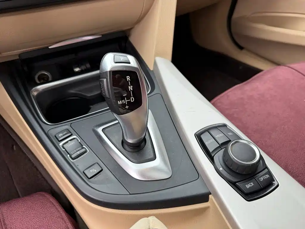 BMW 3 Series — миниатюра 9