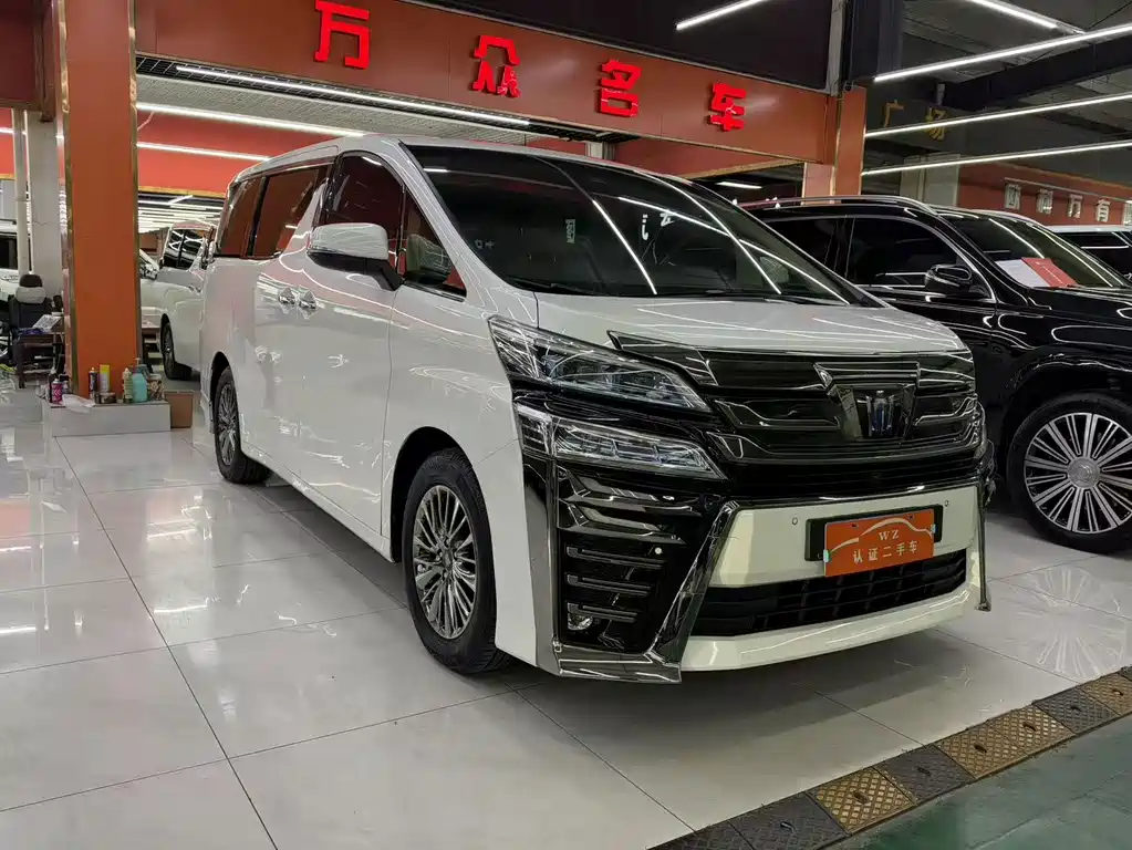 Toyota Vellfire — миниатюра 3