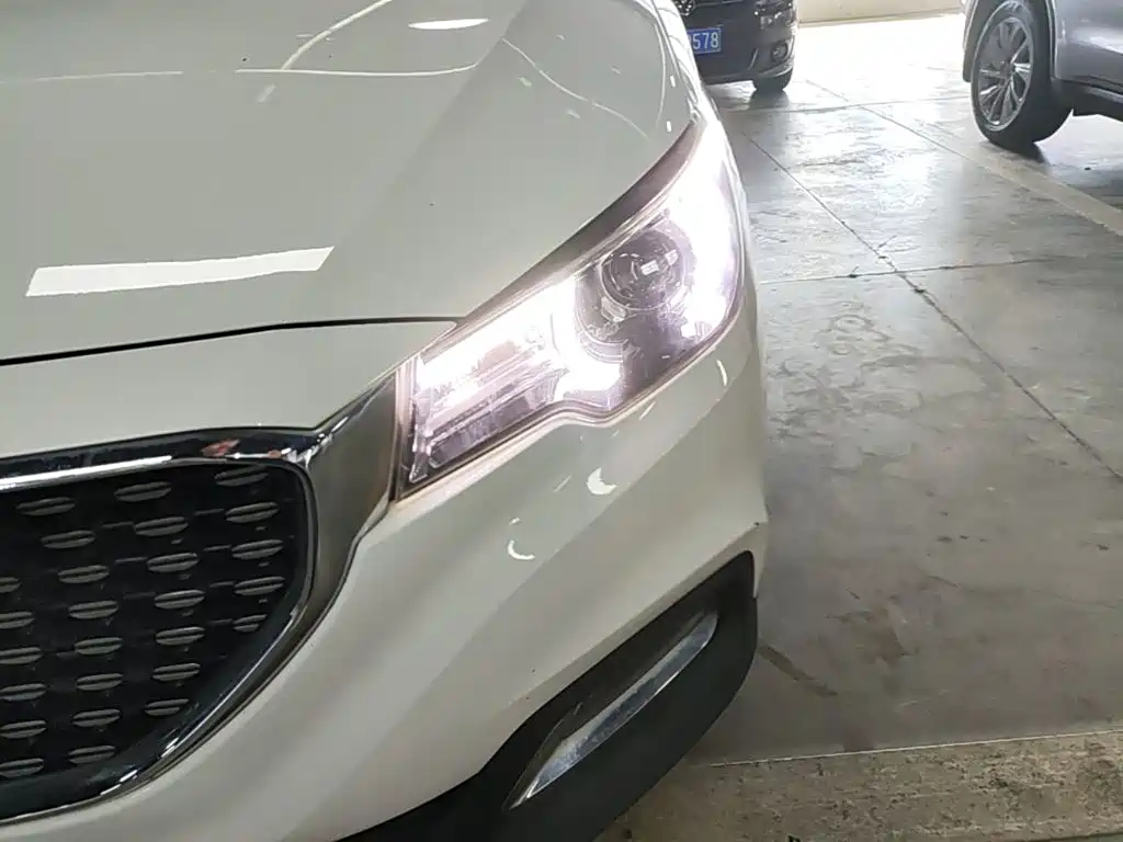 MG ZS — миниатюра 24
