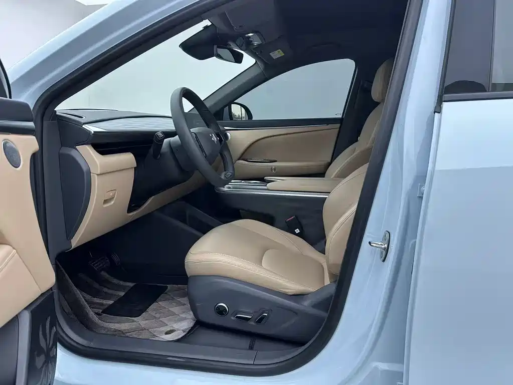 ARCFOX EXTREME FOX POLAR FOX ALPHA T5