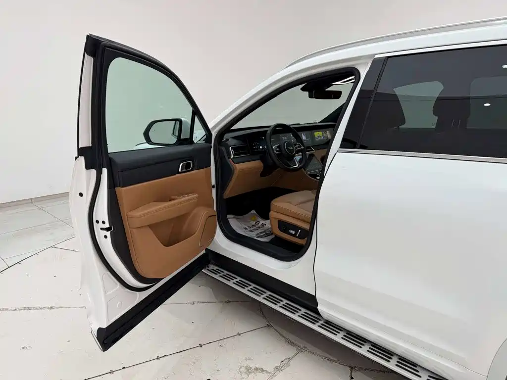 Li Auto Li ONE — миниатюра 23