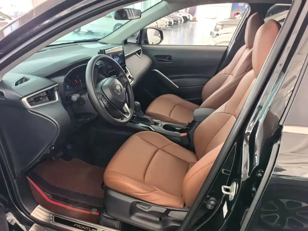 Toyota Frontlander — миниатюра 15