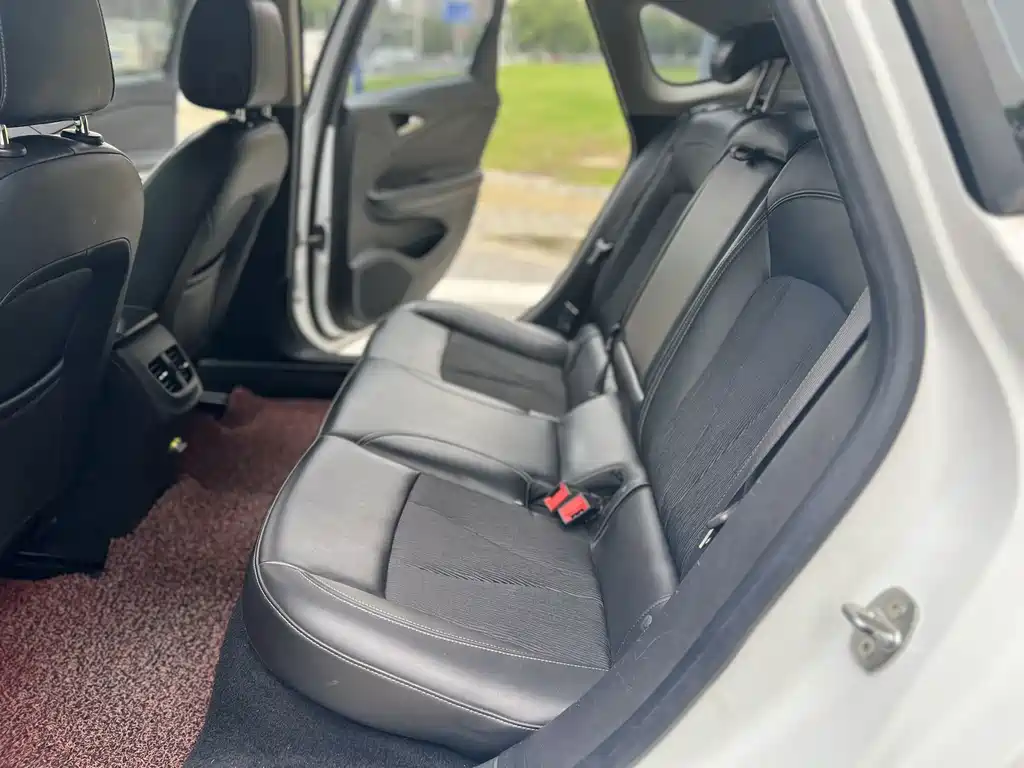 Buick Verano — миниатюра 11