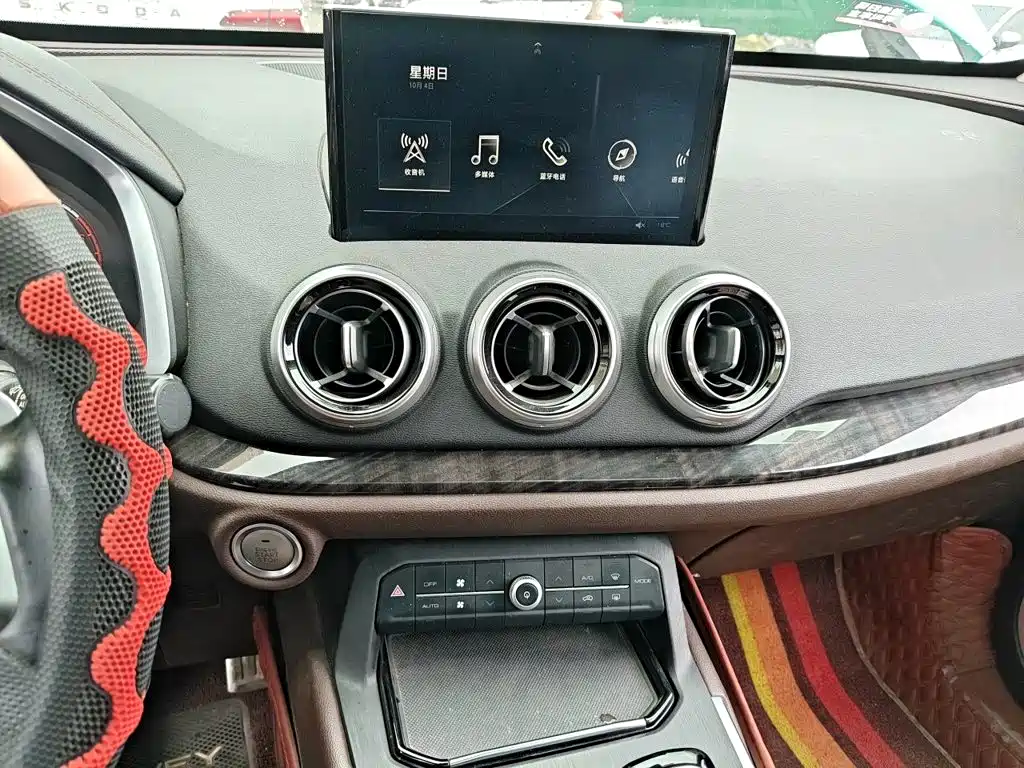 Wey Wey VV5 — миниатюра 9