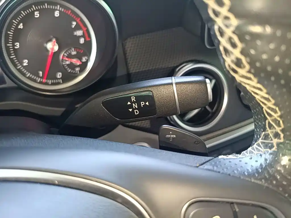 Mercedes-Benz GLA — миниатюра 14