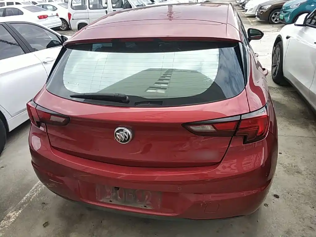 Buick Verano — миниатюра 6