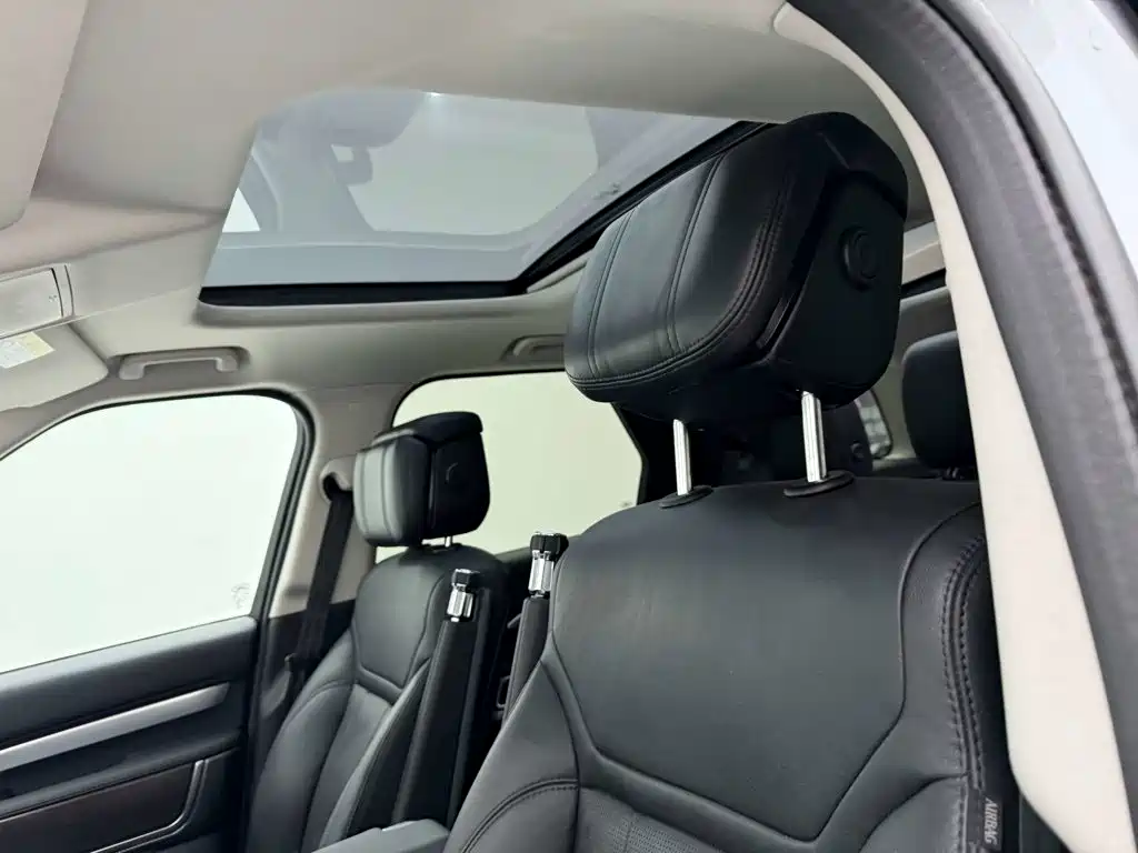 Land Rover Discovery — миниатюра 26