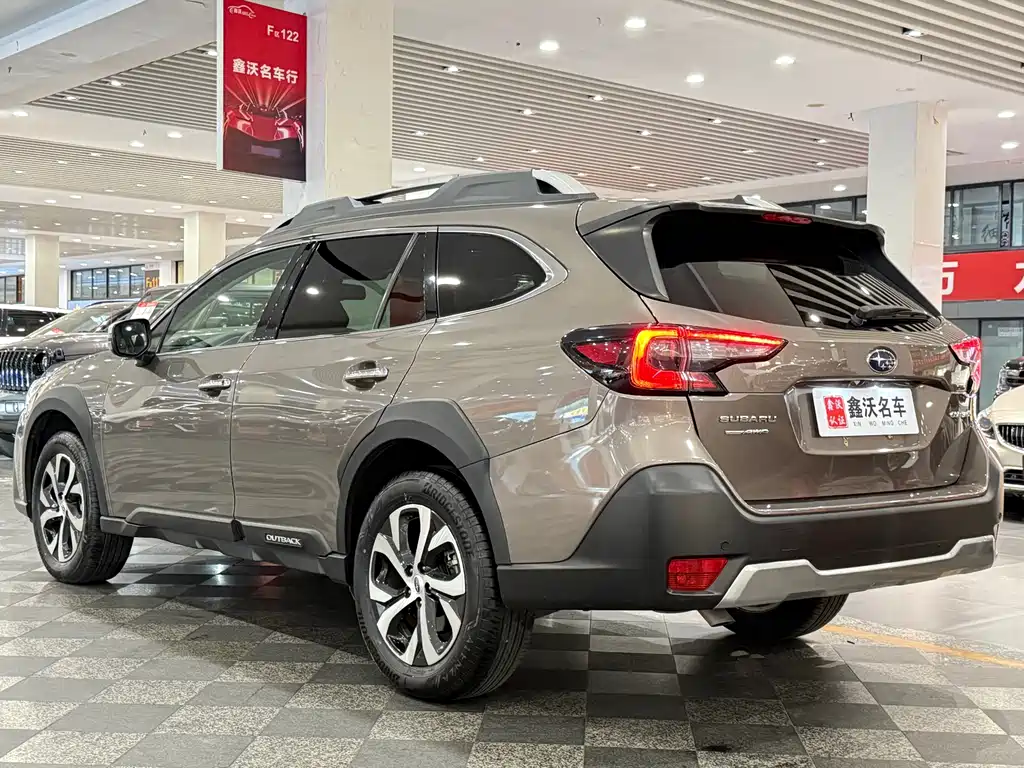 SUBARU OUTBACK