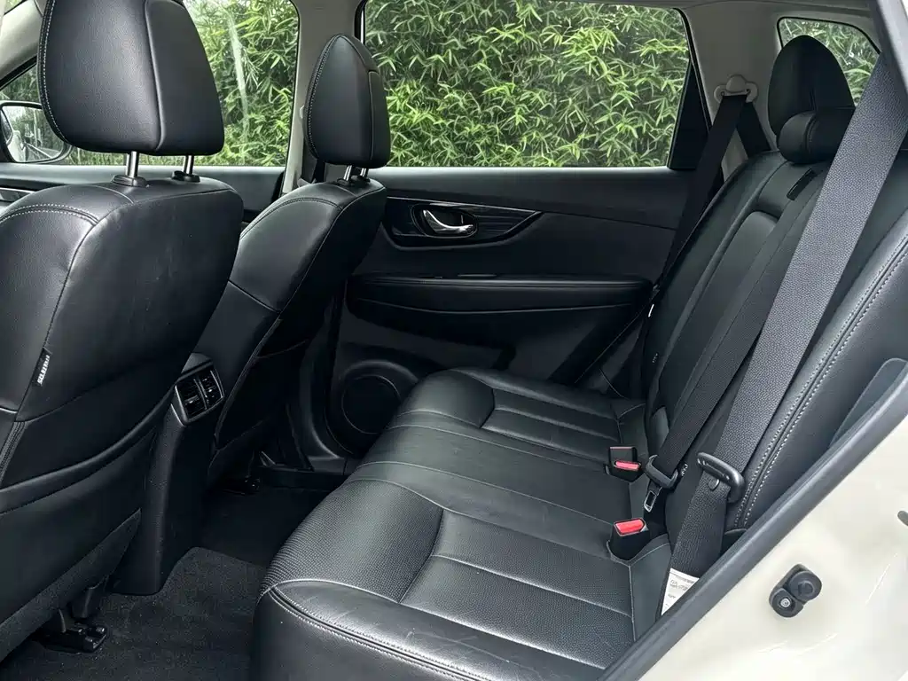 Nissan X-Trail — миниатюра 14