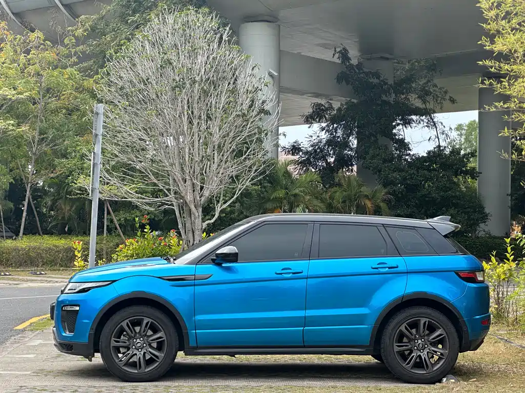 Land Rover Evoque 240PS Dream Lotus Lake Blue Limited Edition, фото 7