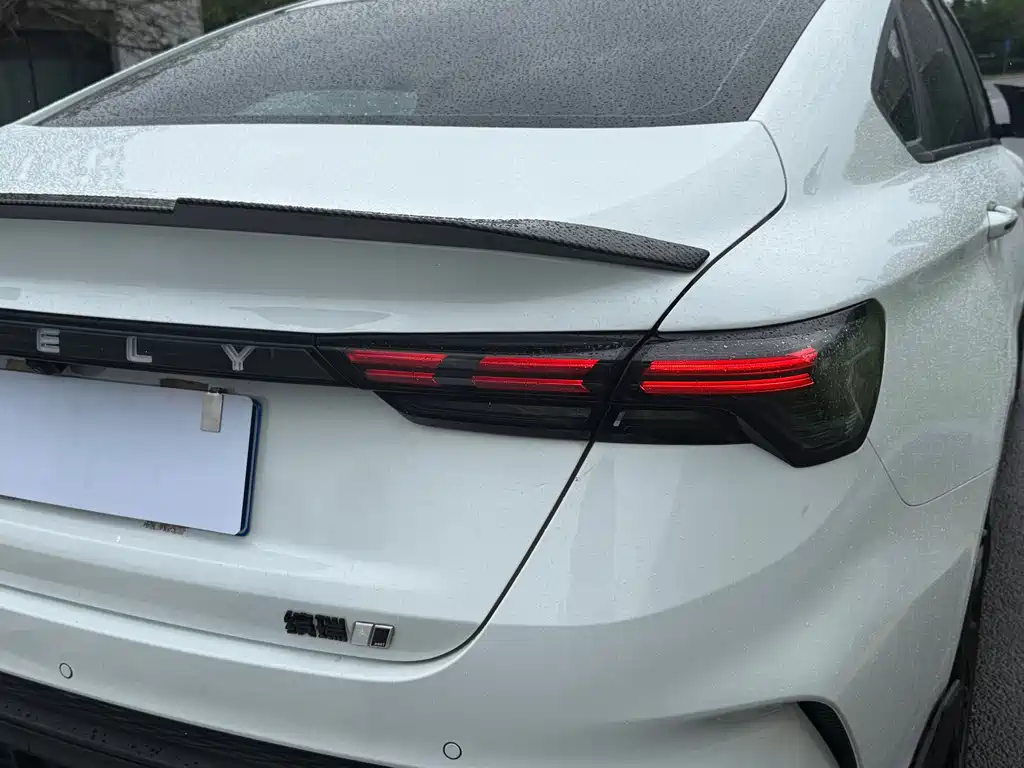 Geely Binrui — миниатюра 14