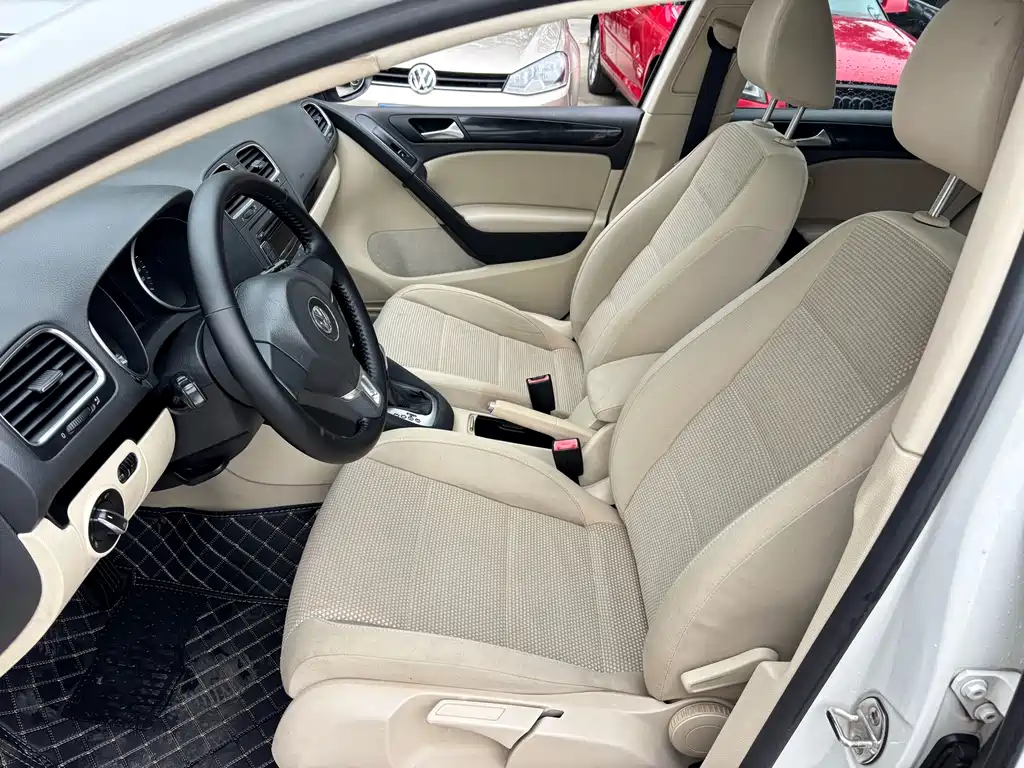 Volkswagen Golf — миниатюра 5
