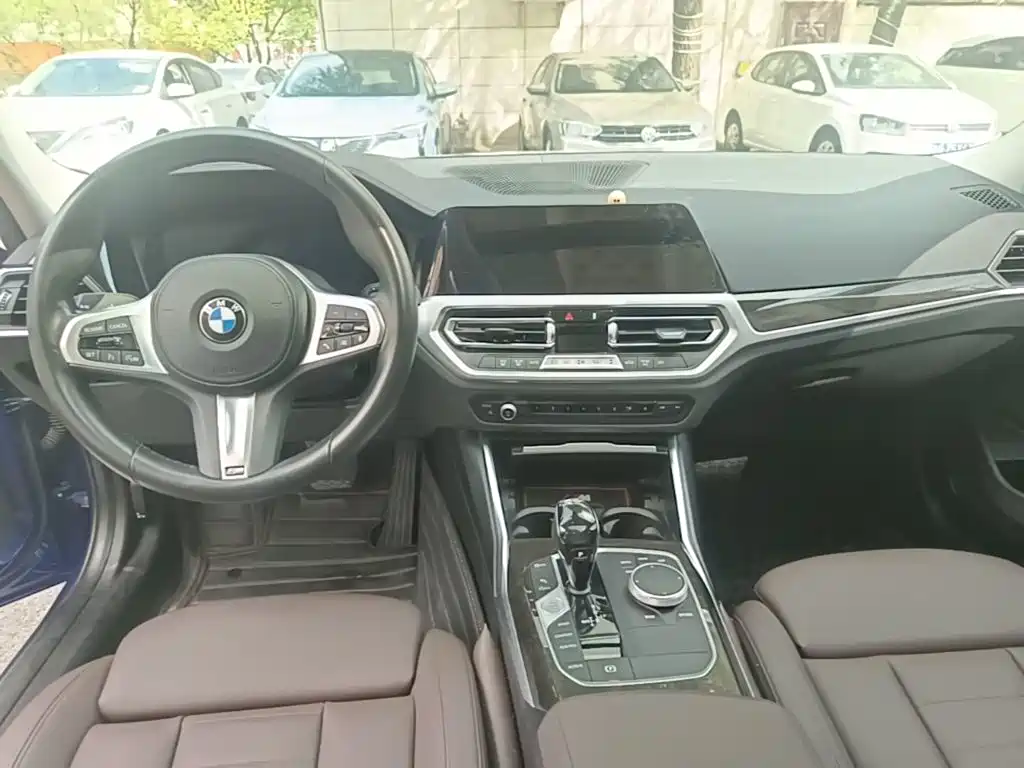 BMW 3 Series — миниатюра 13