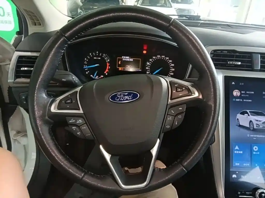 Ford Mondeo — миниатюра 11