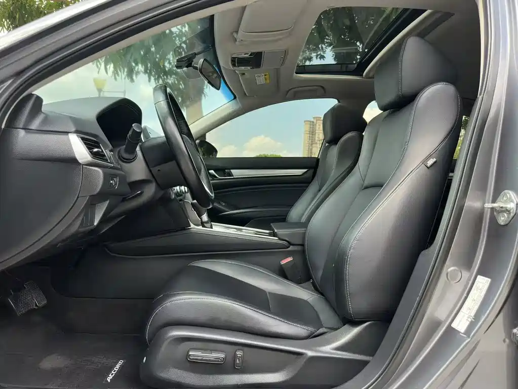 Honda Accord — миниатюра 4