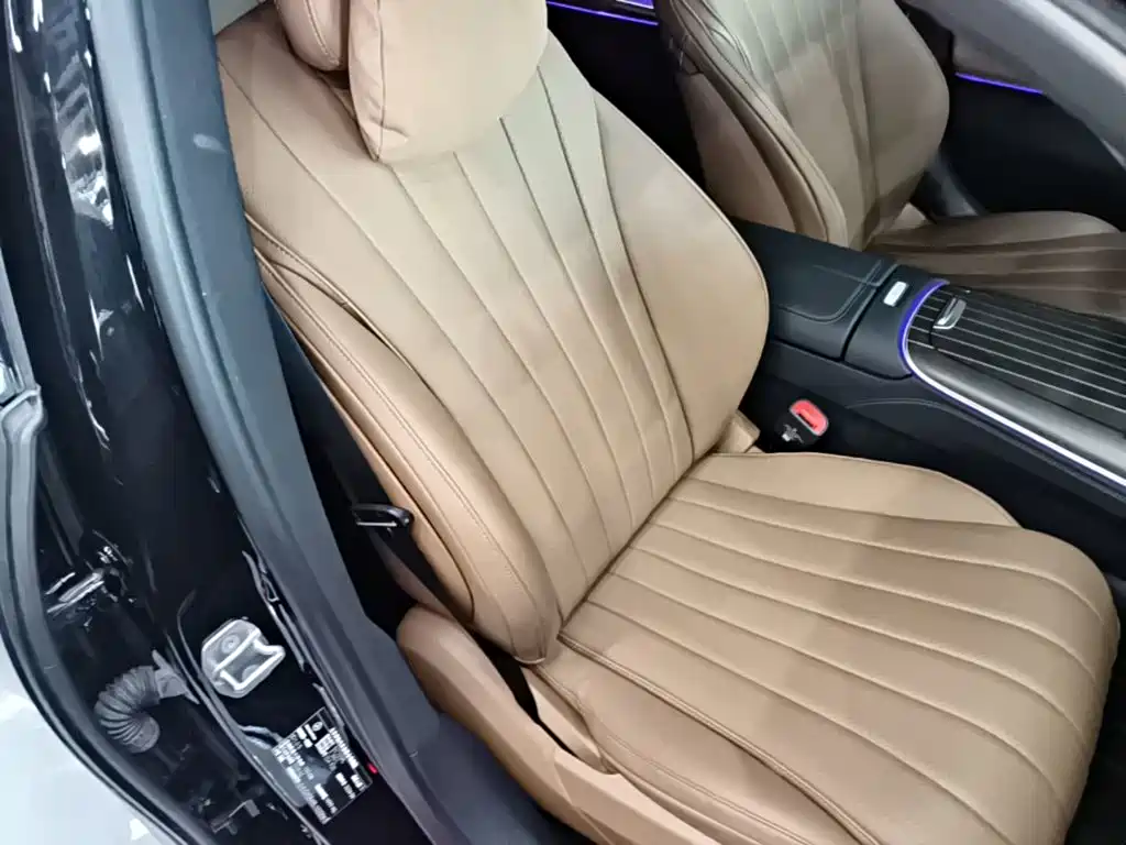 Mercedes-Benz E-Class — миниатюра 25