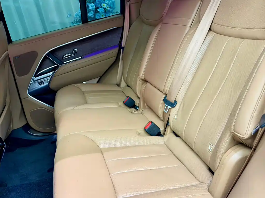 Land Rover Range Rover — миниатюра 17