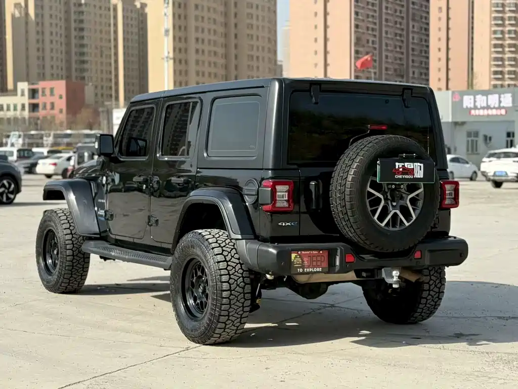 Jeep Wrangler PHEV — миниатюра 9