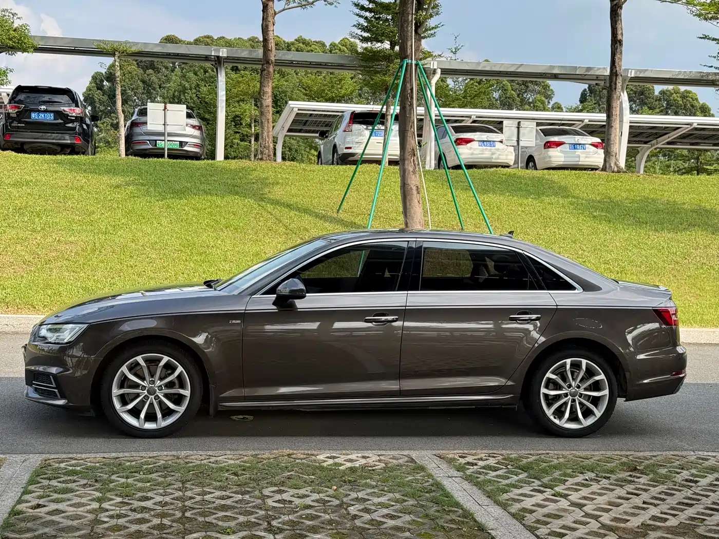 Audi A4L
