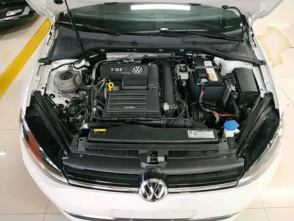 Volkswagen Golf — миниатюра 20