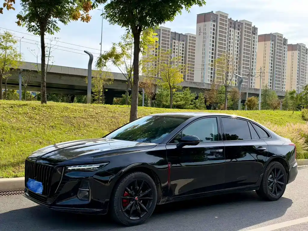 Hongqi Hongqi H5 — миниатюра 8