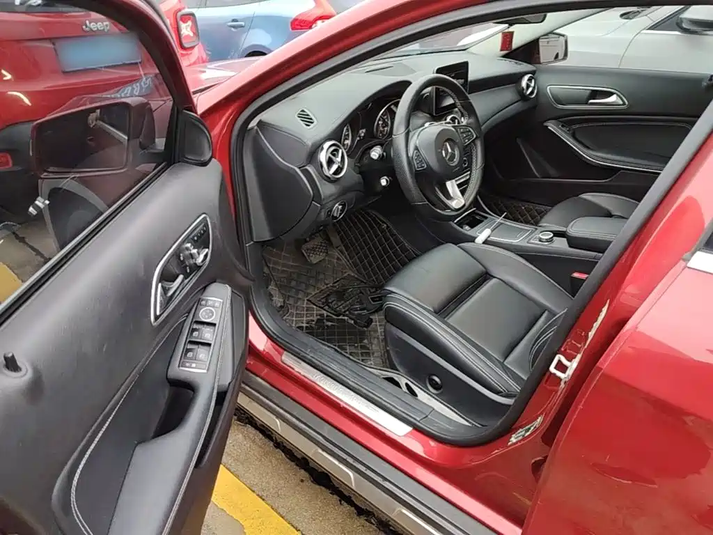 Mercedes-Benz GLA — миниатюра 16