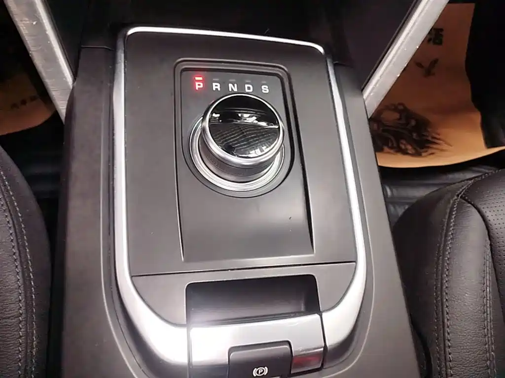 Land Rover Discovery Sport — миниатюра 14
