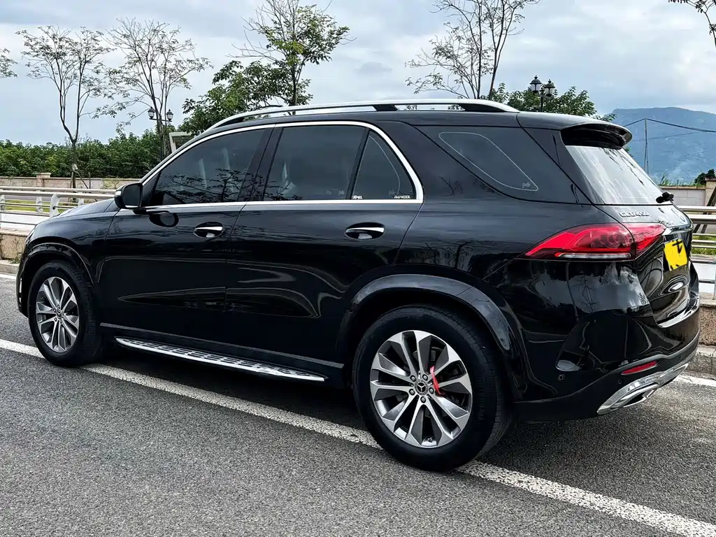 Mercedes-Benz GLE (Import) — миниатюра 5