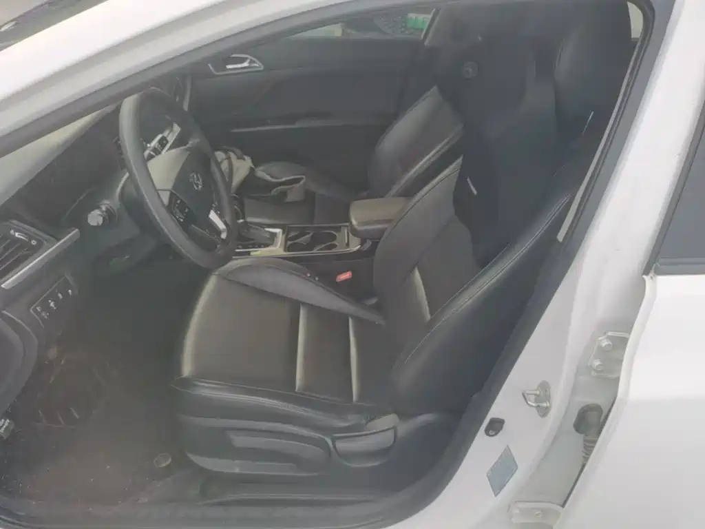 Hyundai Mistra — миниатюра 15
