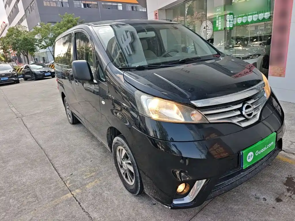 Nissan NV200 — миниатюра 4