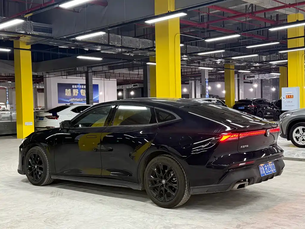 Changan UNI-V — миниатюра 6