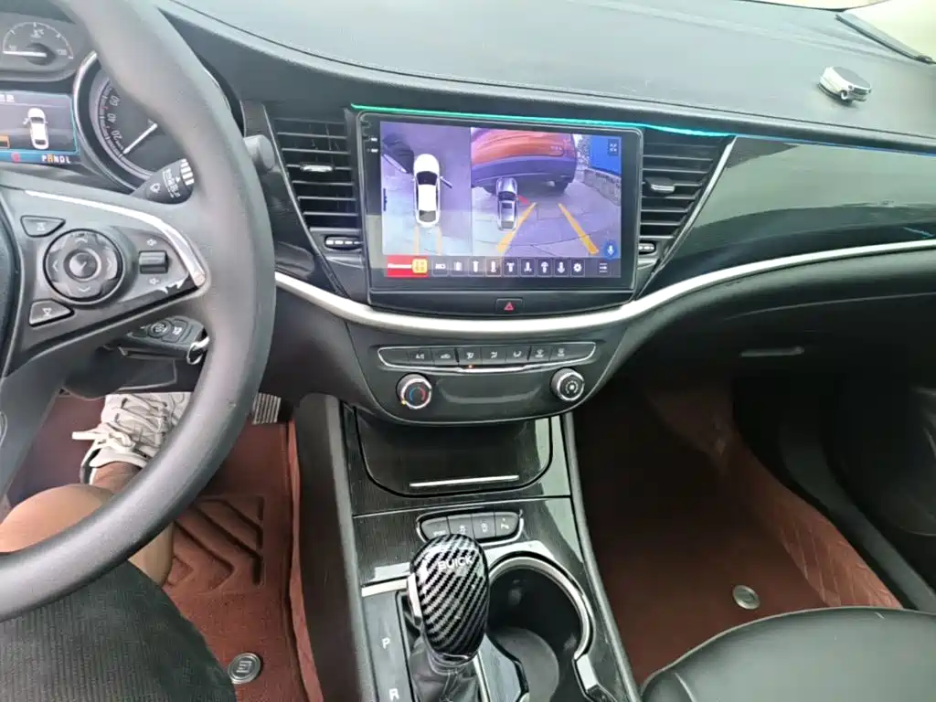 Buick Verano — миниатюра 13